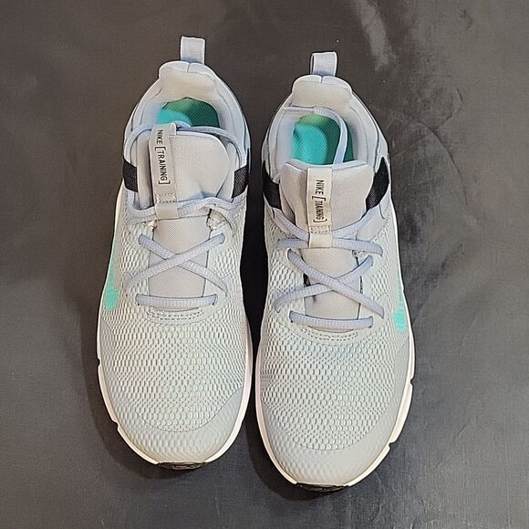 BRAND NEW LEGEND ESSENTIALS CROSS TRAINING WOMEN"S SNEAKERS - Picture 3 of 14